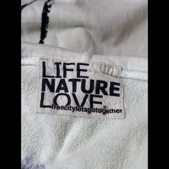 Freecity Cream Hoodie with Black and Blue Accents - Picture 6 of 8